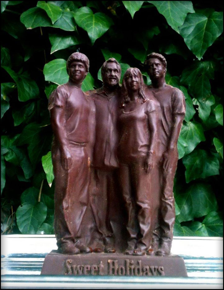 Grando Cioccolato Chocolate 3D custom statue academy award winning producer jon landau and family